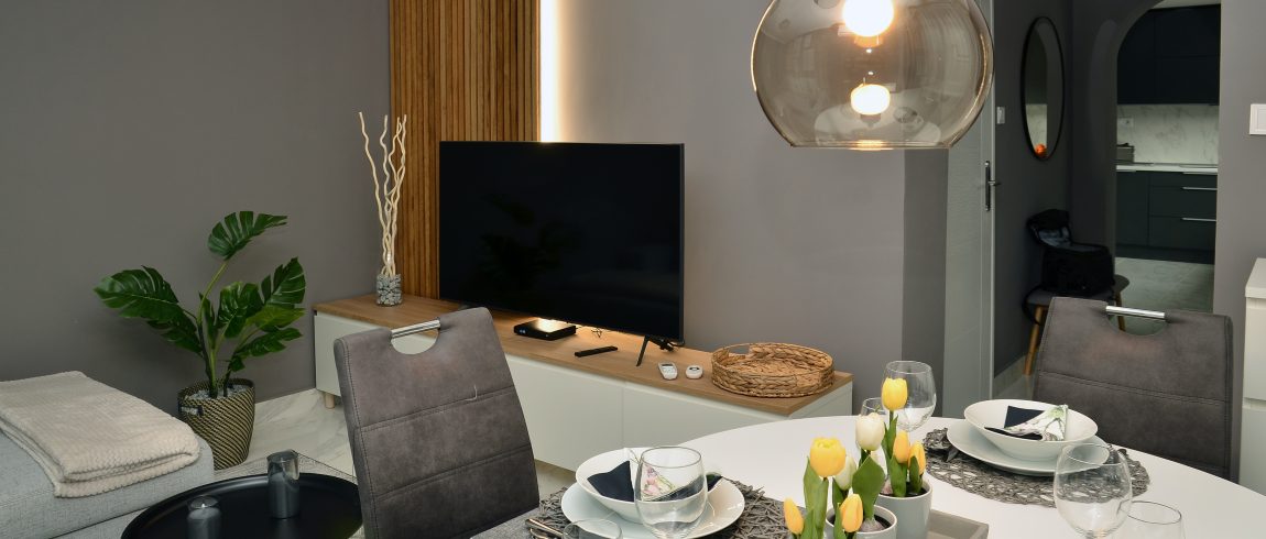 Bence Castle House living and dining room
